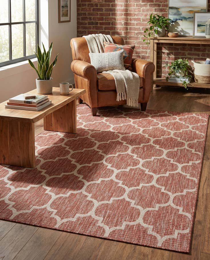 Detail image of 5' 3 x 8' Easy-Clean Lattice Indoor / Outdoor Rug