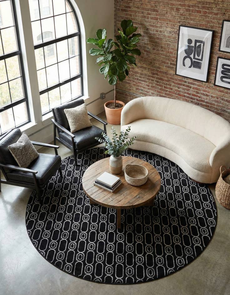 Detail image of 10' x 10' Vogue Geo Round Rug