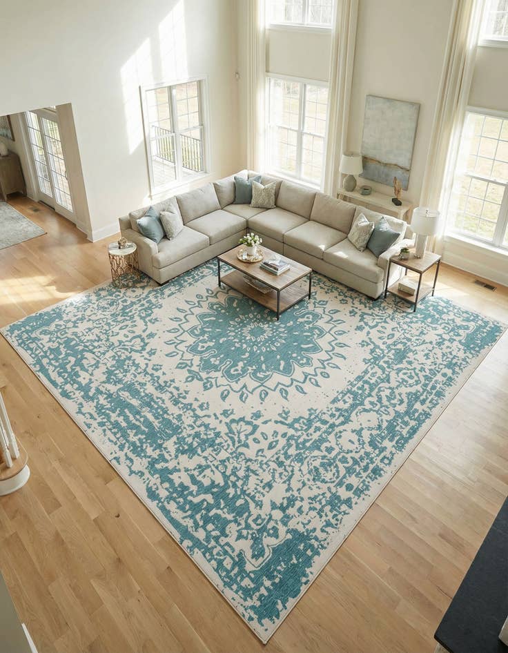 Detail image of 13' x 13'  Washable Traditional Indoor / Outdoor Square Rug