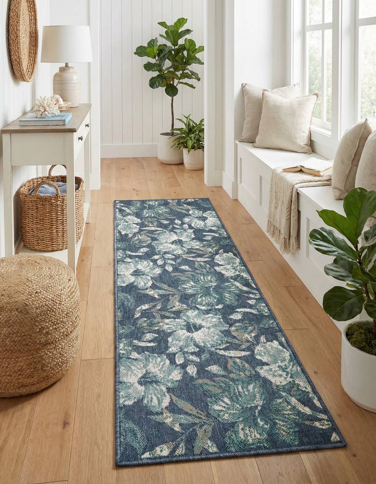 Detail image of 2' x 6' Easy-Clean Coastal Indoor / Outdoor Runner Rug