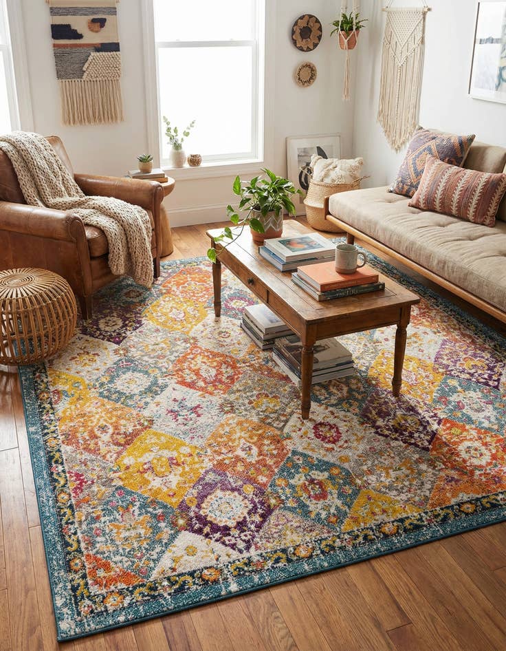 Detail image of 7' 10 x 7' 10 Madeline Square Rug