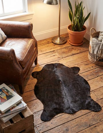 2' 2 x 2' 10 Cowhide Leather Rug