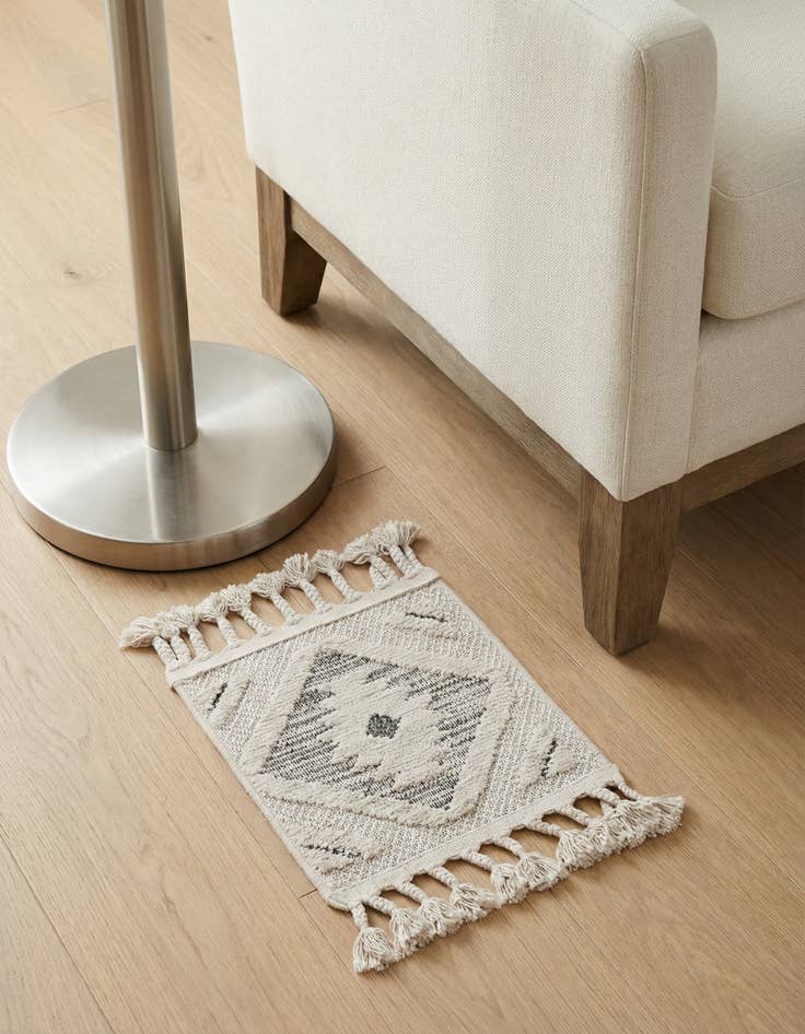 Detail image of 1' 4 x 1' 4 Arlo Sample Rug