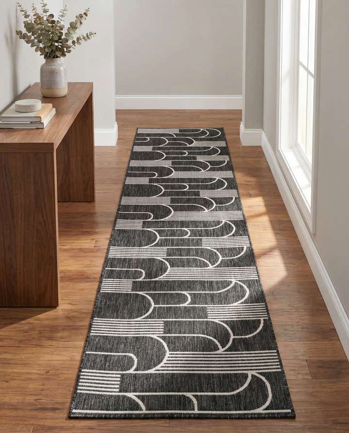 2' 7 x 12' Easy-Clean Modern Indoor / Outdoor Runner Rug
