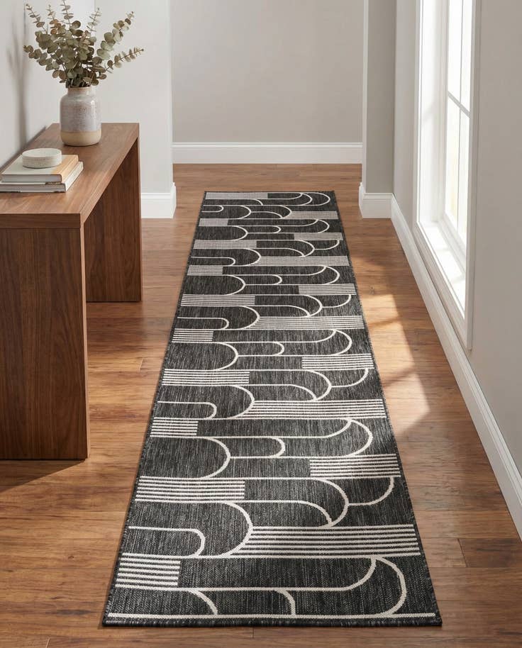Detail image of 2' 7 x 12' Easy-Clean Modern Indoor / Outdoor Runner Rug