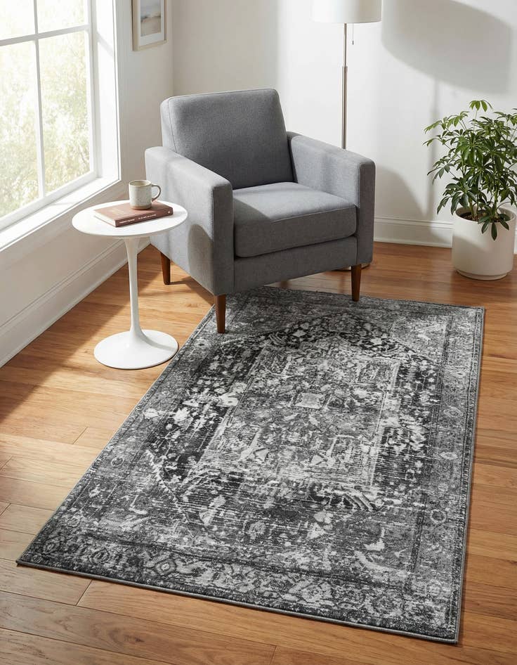 Detail image of 3' 3 x 5' 3 Medina Rug