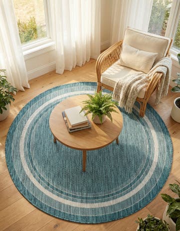 5' 3 x 5' 3 Easy-Clean Border Indoor / Outdoor Round Rug