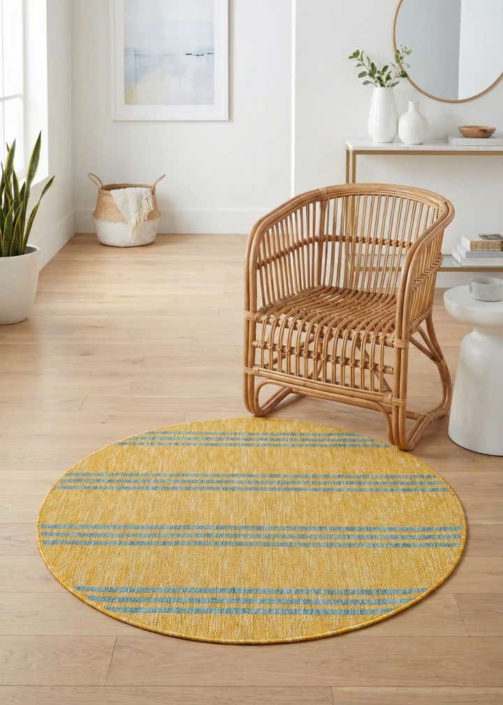 3' x 3' Easy-Clean Jill Zarin Anguilla Indoor / Outdoor Round Rug