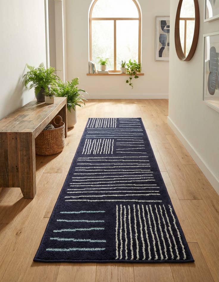 Detail image of 2' x 6' Hanahan Runner Rug