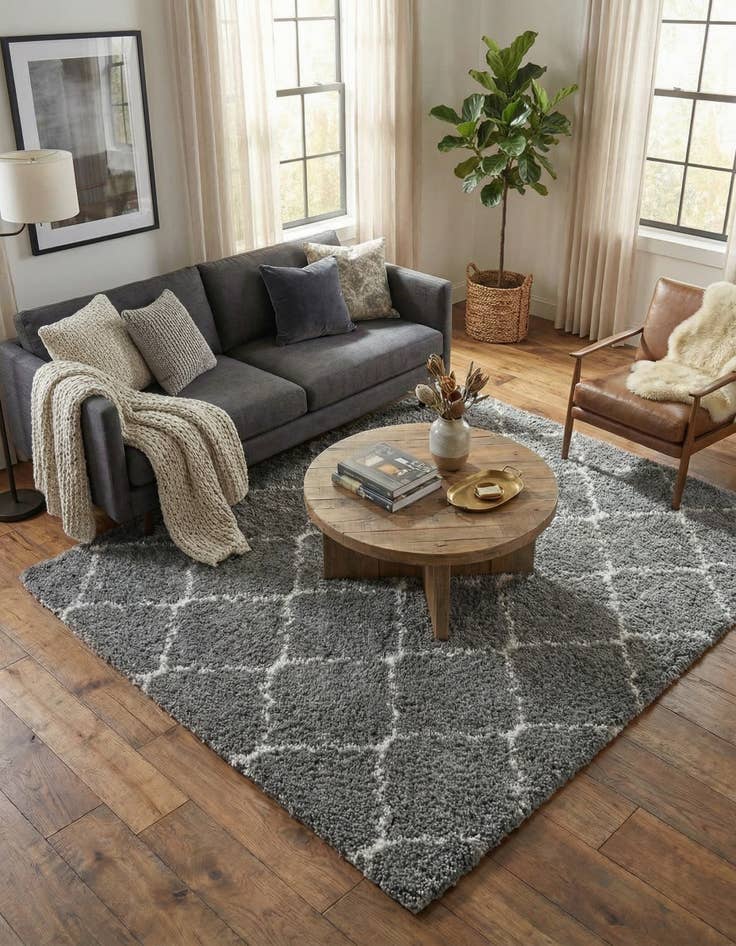 Detail image of 7' 10 x 7' 10 Moroccan Shag Square Rug