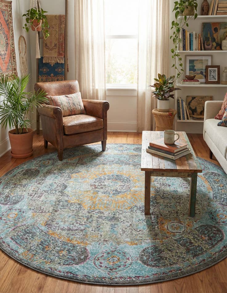 Detail image of 8' x 8' Santiago Round Rug