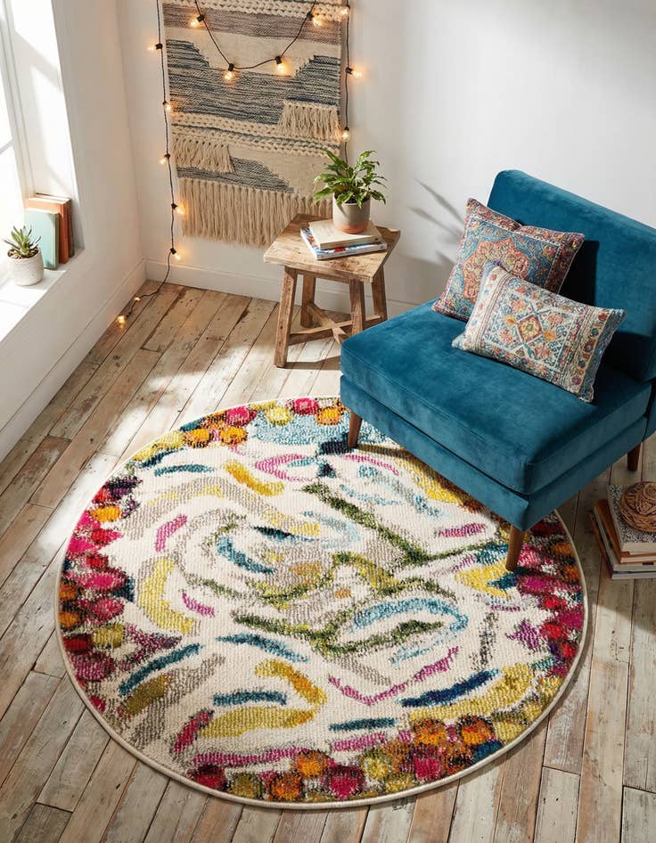 Detail image of 3' 3 x 3' 3 Washable Vivid Round Rug
