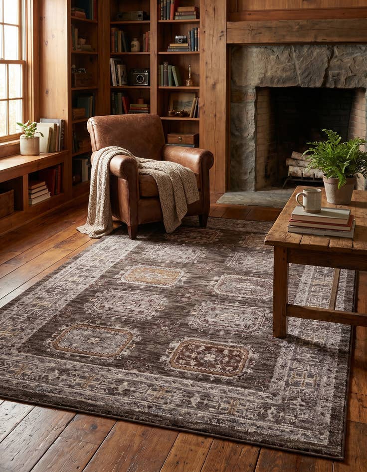 Detail image of 5' x 7' 7 Grand Tradition Rug
