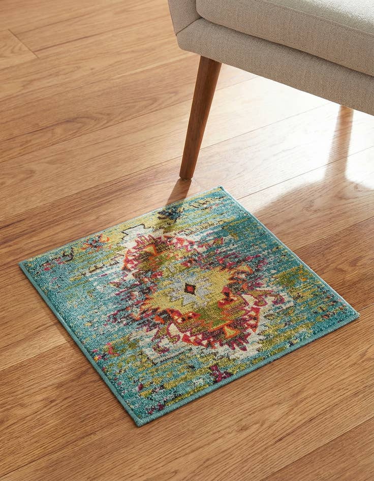 Detail image of 1' 4 x 1' 4 Washable Carnevale Sample Rug