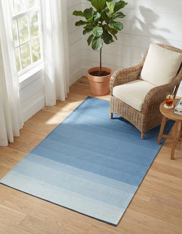 4' x 6' Easy-Clean Vista Breeze Indoor / Outdoor Rug