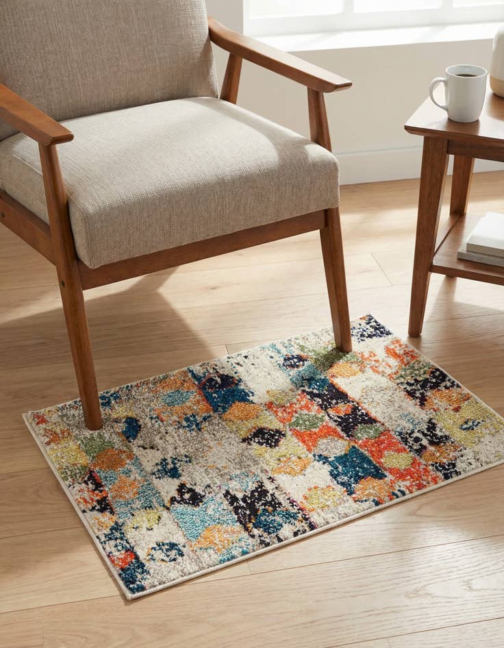 Detail image of 2' 2 x 3' Washable Vivid Rug