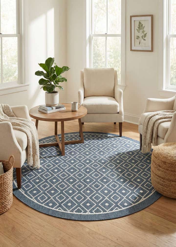 7' x 7' Easy-Clean Trellis Indoor / Outdoor Round Rug
