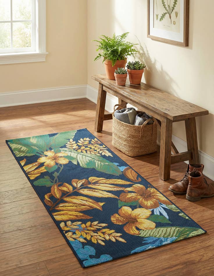 Detail image of 2' x 4' Washable Botanical Indoor / Outdoor Runner Rug