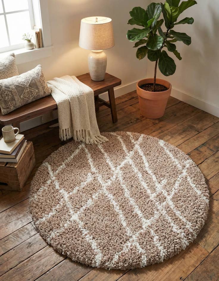 Detail image of 3' 3 x 3' 3 Soft Touch Shag Round Rug