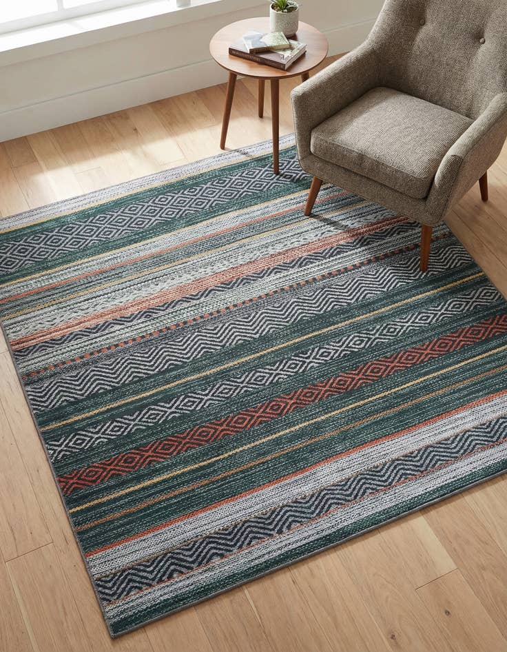 Detail image of 5' x 5' Washable Yara Square Rug