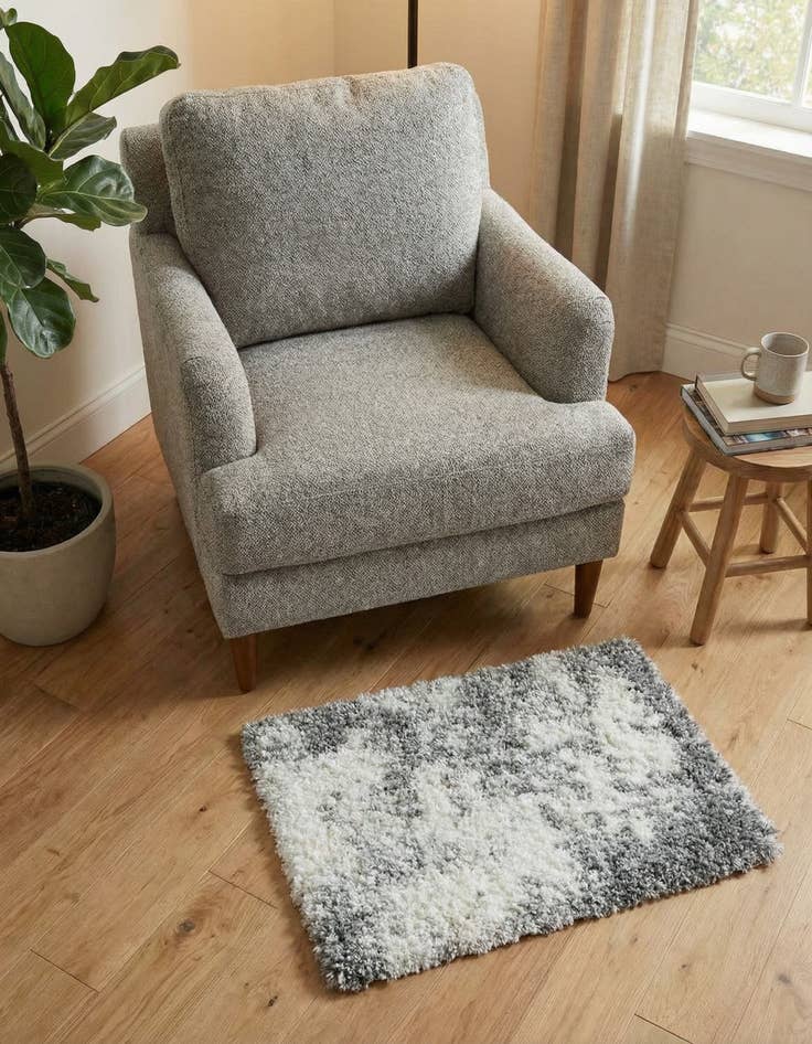 Detail image of 2' x 3' Soft Touch Shag Rug