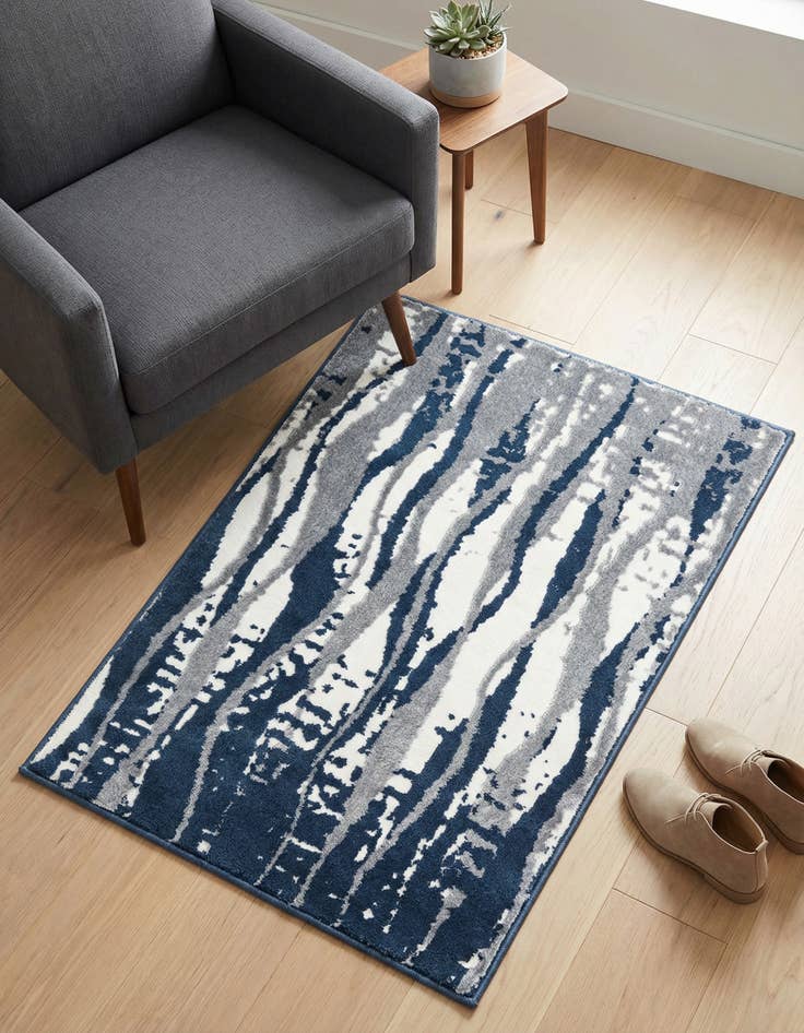 Detail image of 2' x 3' Vince Camuto Rug