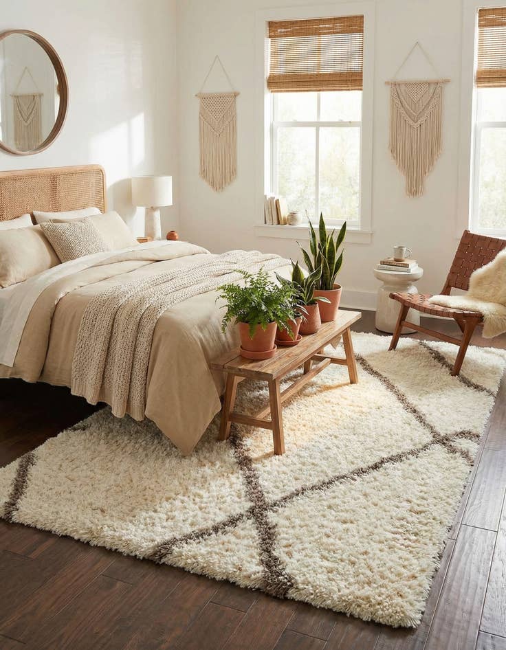 Detail image of 5' x 8' Infinity Shag Rug