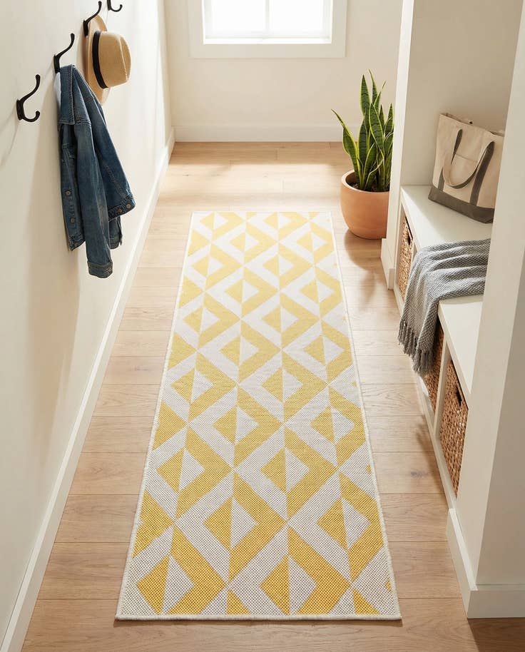 Detail image of 2' x 6' Easy-Clean Jill Zarin Napa Indoor / Outdoor Runner Rug