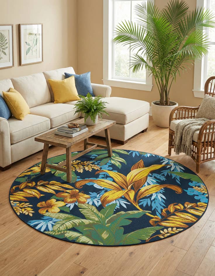 Detail image of 7' x 7' Washable Botanical Indoor / Outdoor Round Rug