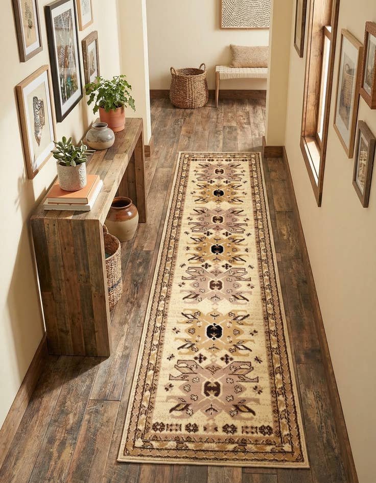 Detail image of 2' x 8' 2 Heriz Design Runner Rug