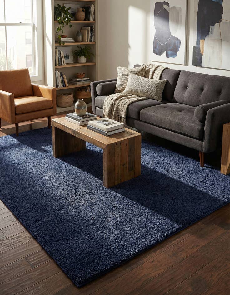 Detail image of 7' 10 x 11' Solid Frieze Rug