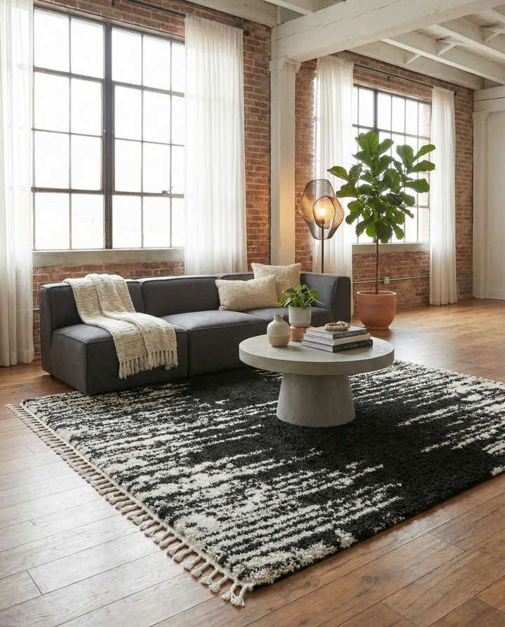 7' 10 x 7' 10 Serenity Shag Square Rug