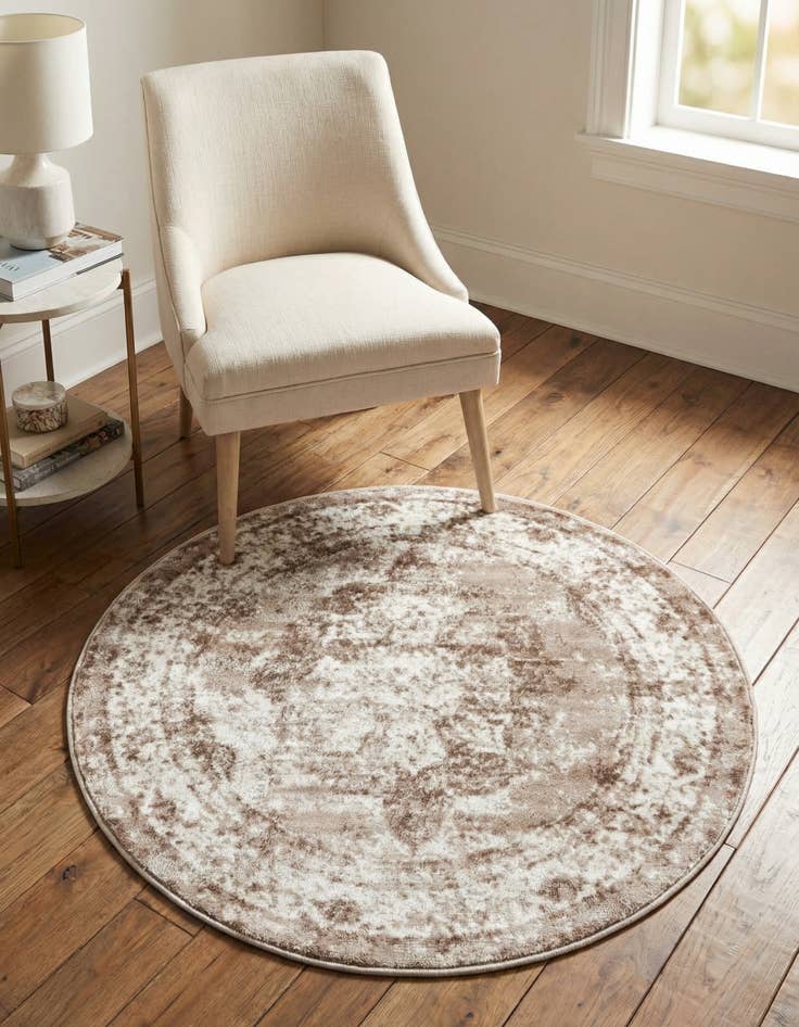 Detail image of 3' x 3' Monaco Round Rug