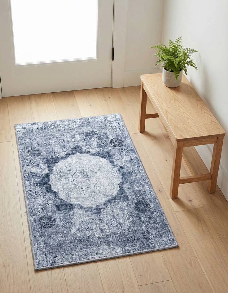 Detail image of 2' x 3'  Washable Yara Rug