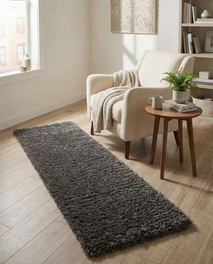 2' x 6' Marilyn Monroe™ Shag Runner Rug