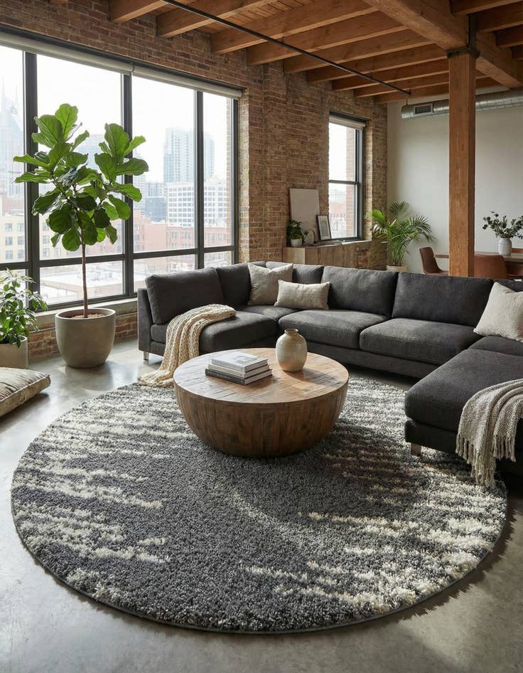 Detail image of 10' x 10' Serenity Shag Round Rug