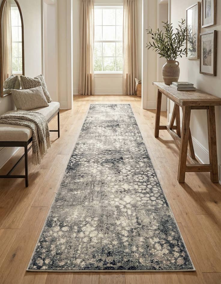 Detail image of 3' 3 x 19' 8 Monte Carlo Runner Rug