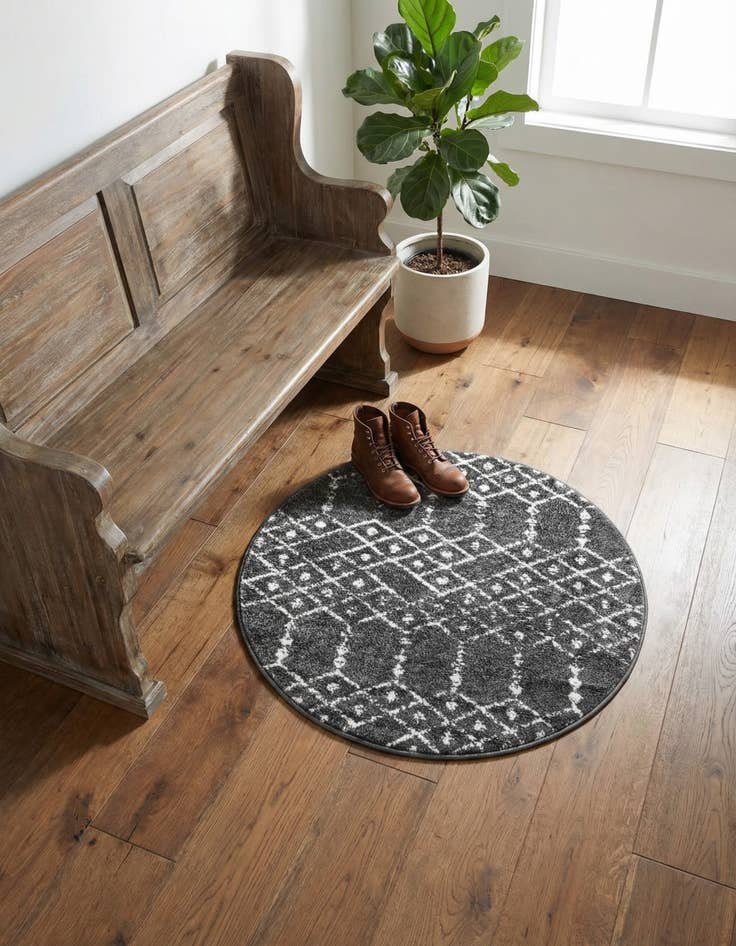 Detail image of 3' x 3' Paxon Trellis Round Rug