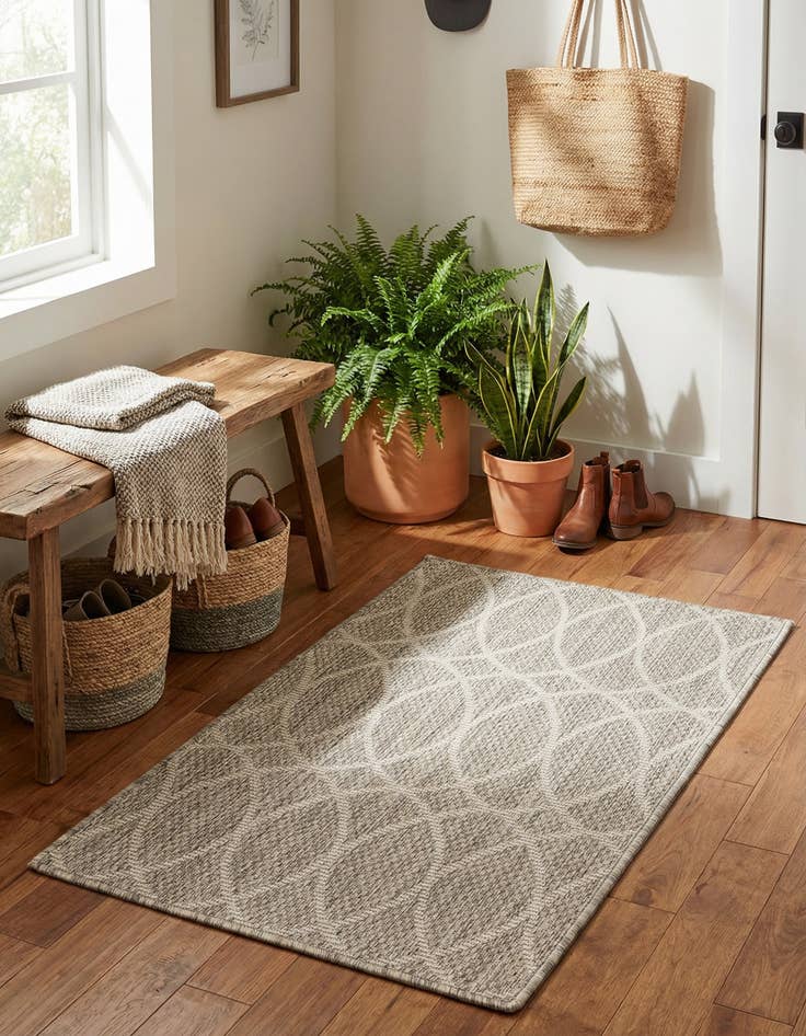 Detail image of 2' x 3' Washable Lattice Indoor / Outdoor Rug