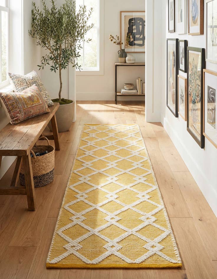 Detail image of 2' x 8' Hand Knotted Jill Zarin Dorset Runner Rug