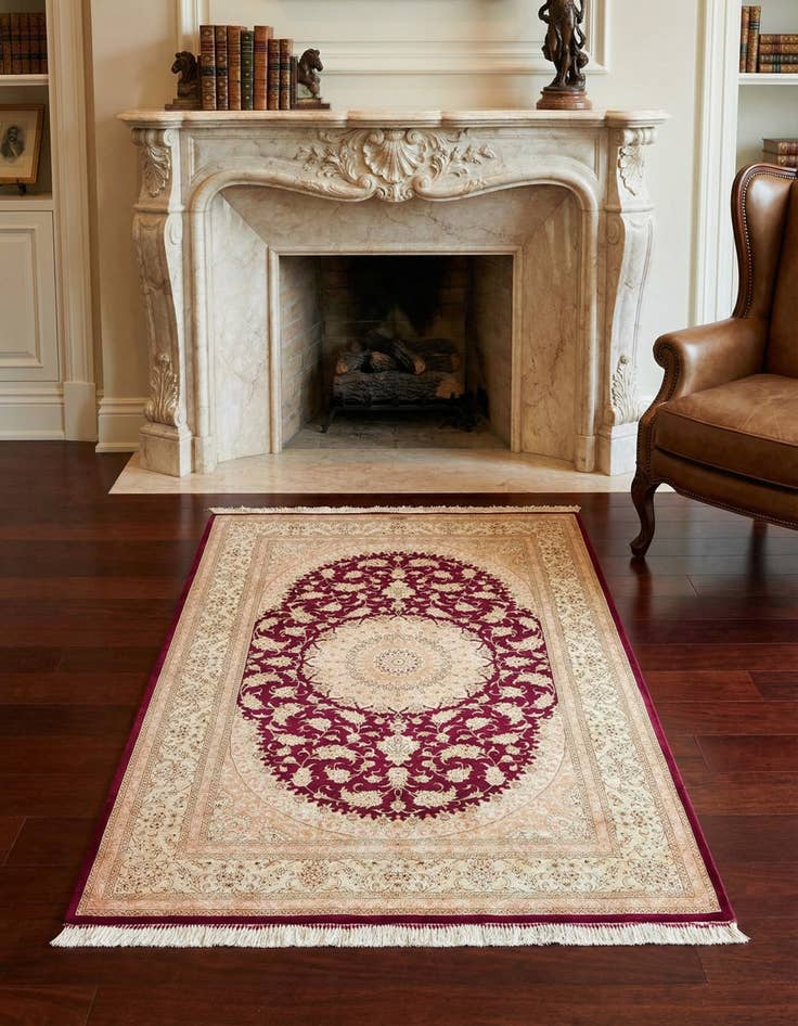 Detail image of 3' 3 x 4' 11 Ghom Silk Rug