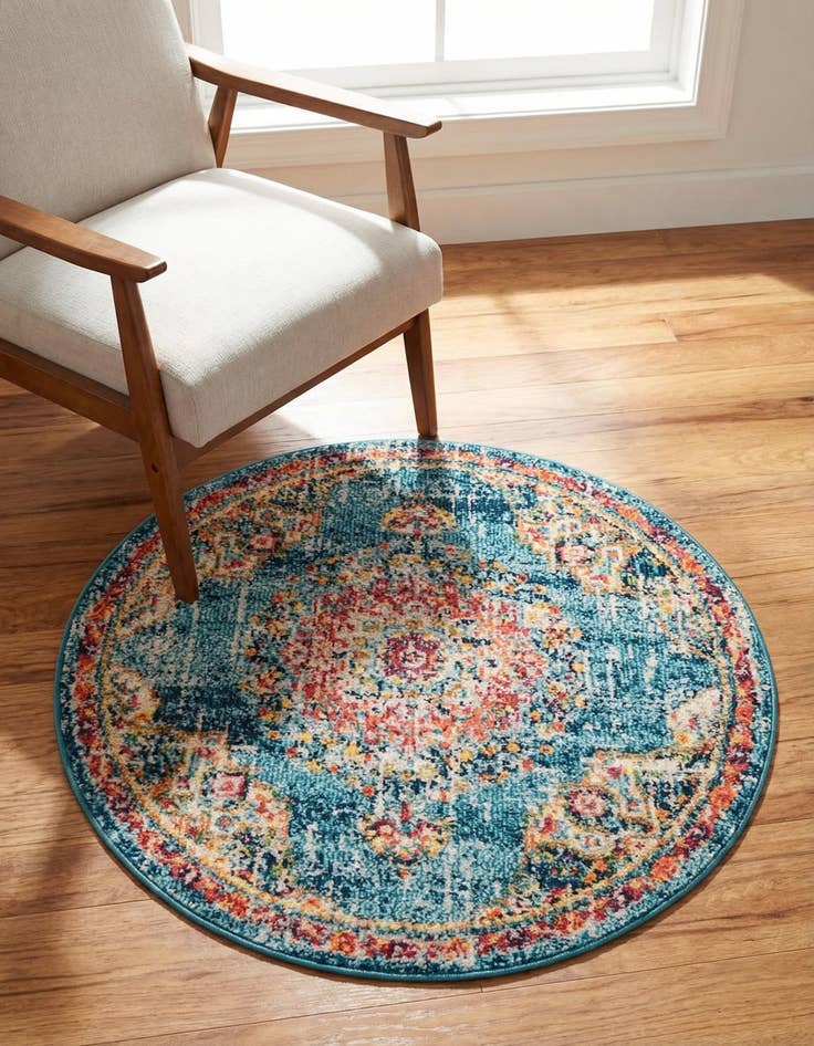 Detail image of 3' x 3' Carrington Round Rug