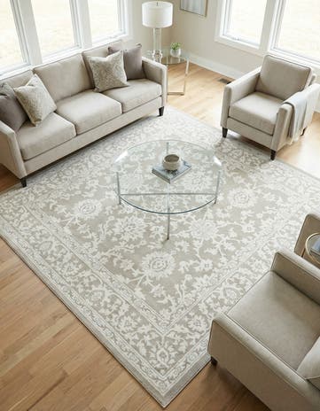7' 10 x 7' 10 Charlotte Square Rug