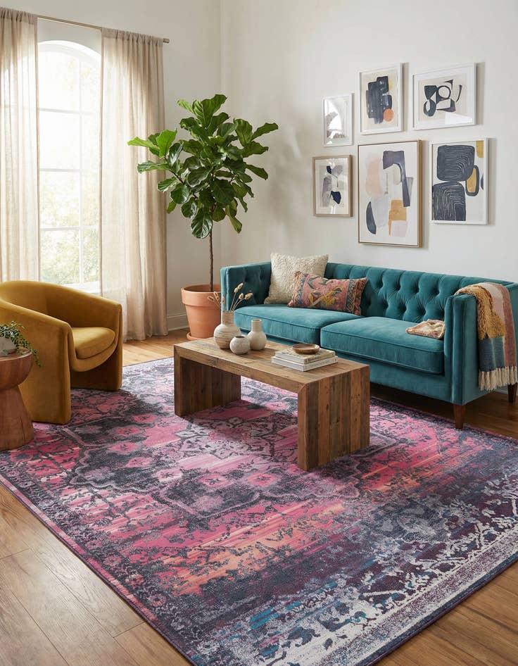 Detail image of 7' 10 x 11'  Washable Renaissance Rug