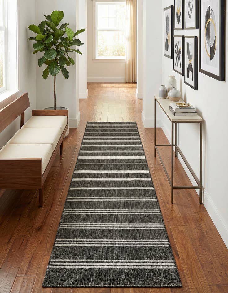 Detail image of 2' 7 x 13' Washable Jill Zarin Anguilla Indoor / Outdoor Runner Rug