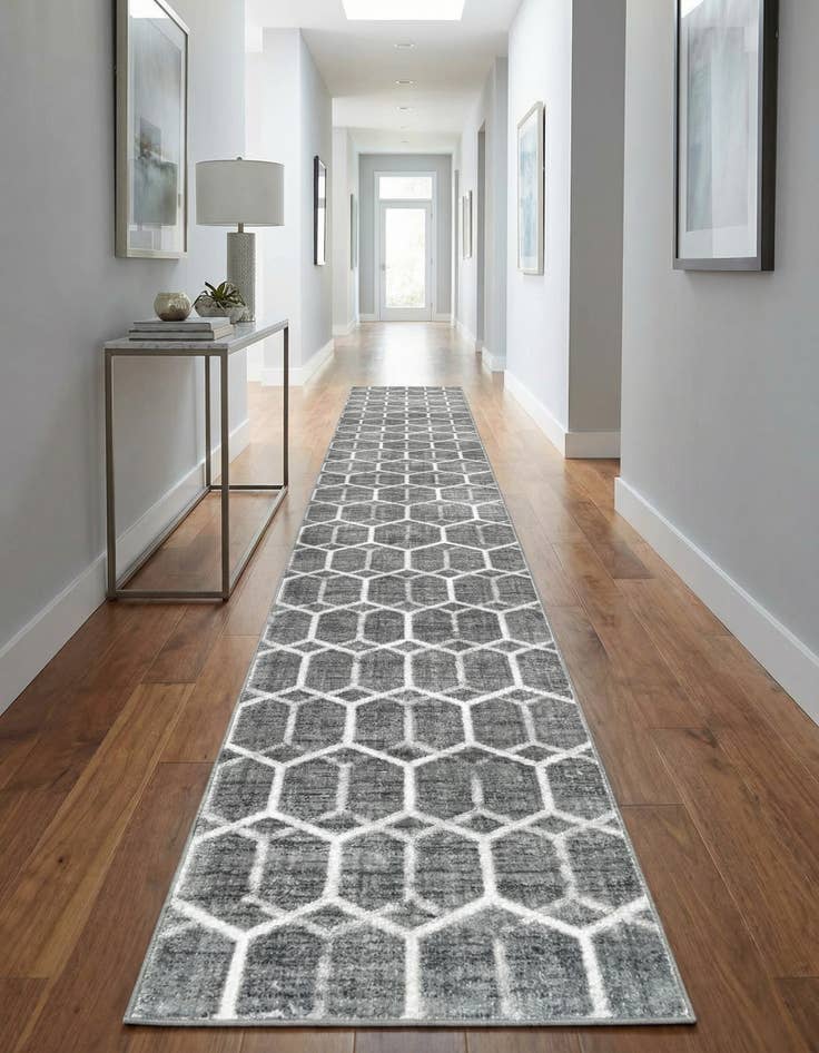 Detail image of 2' 7 x 16' 5 Lattice Trellis Runner Rug