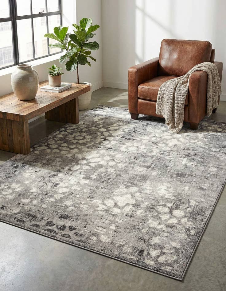 Detail image of 7' 10 x 10' Monte Carlo Rug