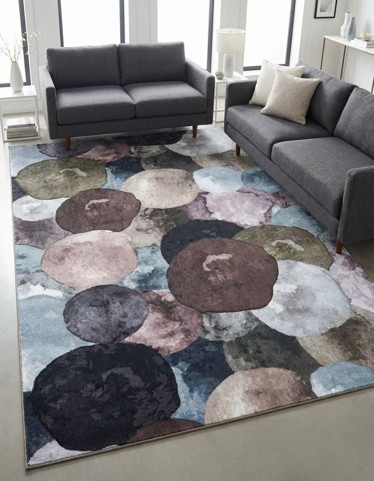 Detail image of 6' 7 x 9' Medina Rug