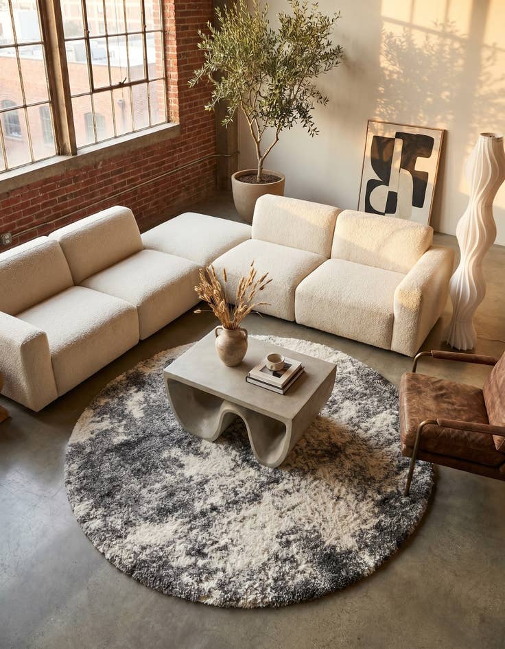 Detail image of 6' x 6' Soft Touch Shag Round Rug