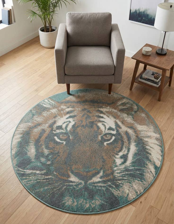 Detail image of 4' x 4' Safari Round Rug